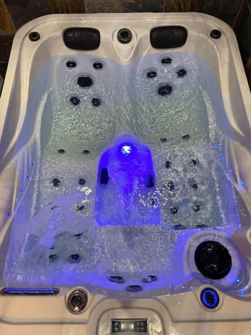 Maison Avec Jacuzzi オランジュ エクステリア 写真