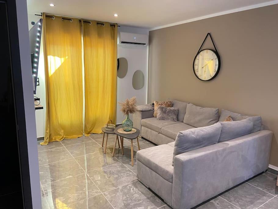 Maison Avec Jacuzzi オランジュ エクステリア 写真